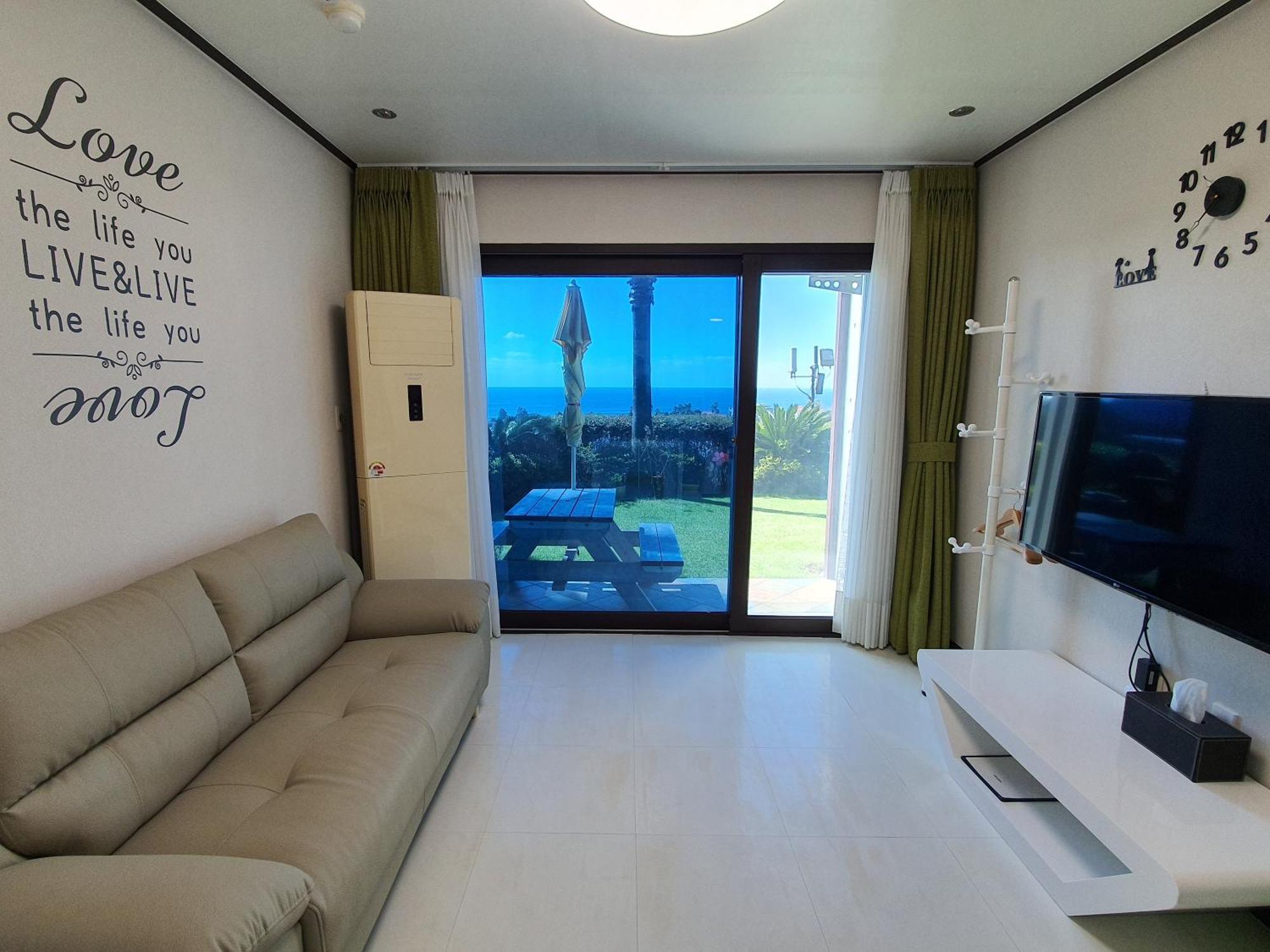 Beewool Chaewool Pension Seogwipo Habitación foto
