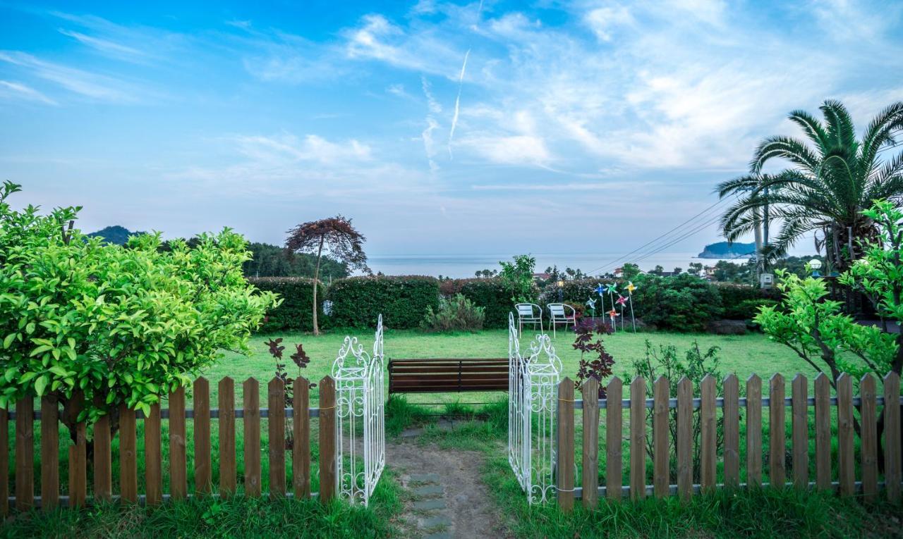 Beewool Chaewool Pension Seogwipo Exterior foto