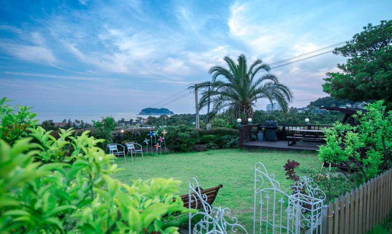 Beewool Chaewool Pension Seogwipo Exterior foto
